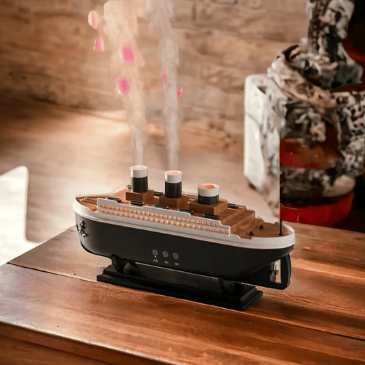 Lampe Brumisateur "Titanic Mist" – Une Épopée Légendaire en Brume